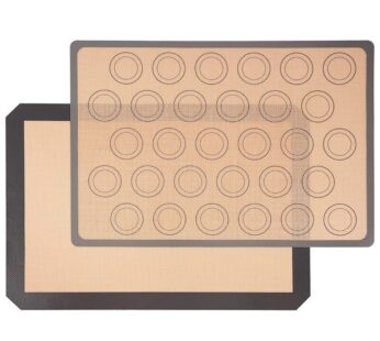 Thermally resistant silicone baking mat